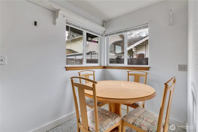 924 7th Avenue NW, Puyallup, WA 98371