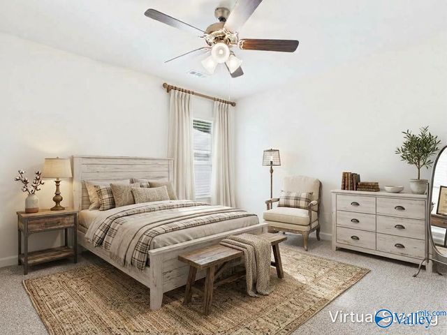 9910 Sequoyah Cove Drive SE, Owens Cross Roads, AL 35763