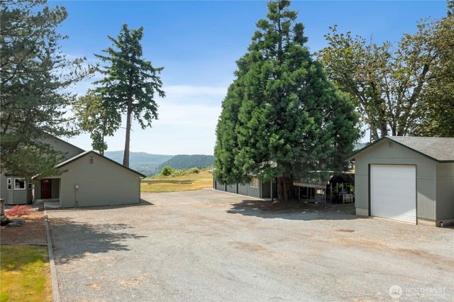 21806 168th Street E, Orting, WA 98360