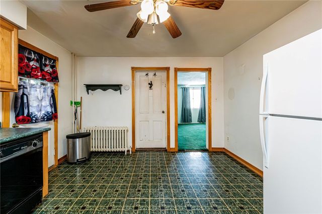 110 Barber Shop Alley, East Huntingdon, PA 15679