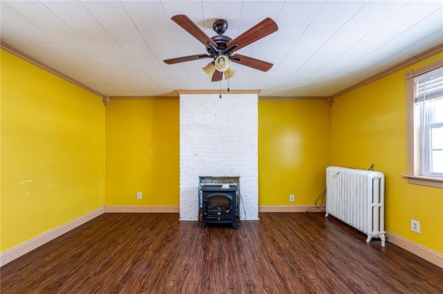 110 Barber Shop Alley, East Huntingdon, PA 15679