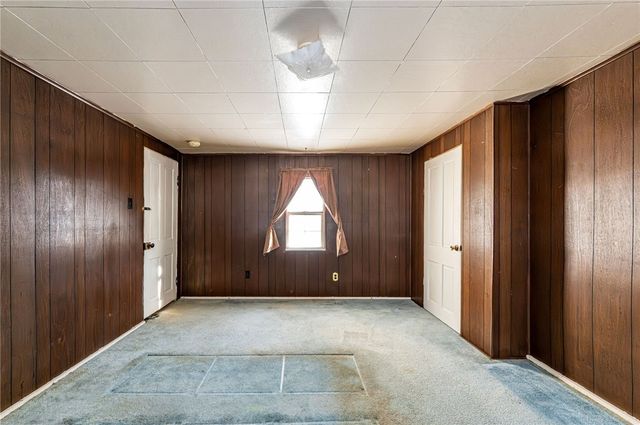 110 Barber Shop Alley, East Huntingdon, PA 15679