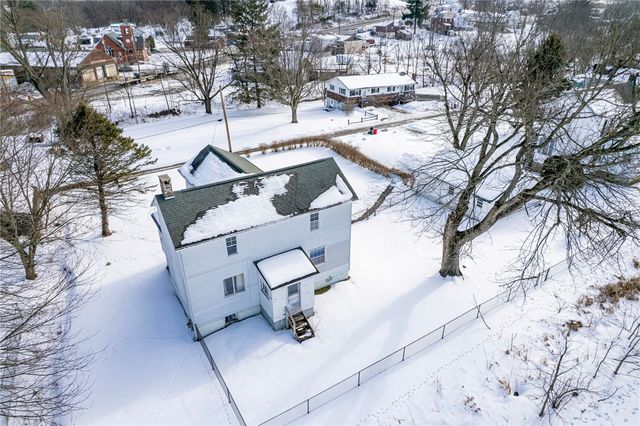 110 Barber Shop Alley, East Huntingdon, PA 15679