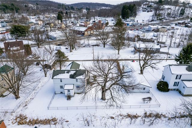 110 Barber Shop Alley, East Huntingdon, PA 15679