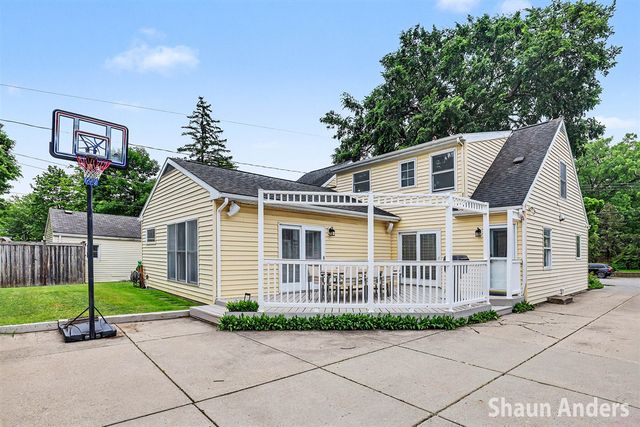 2627 Hall Street, Grand Rapids, MI 49506