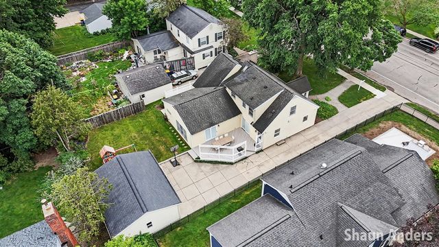 2627 Hall Street, Grand Rapids, MI 49506