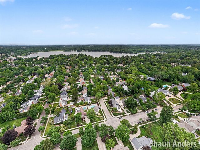 2627 Hall Street, Grand Rapids, MI 49506
