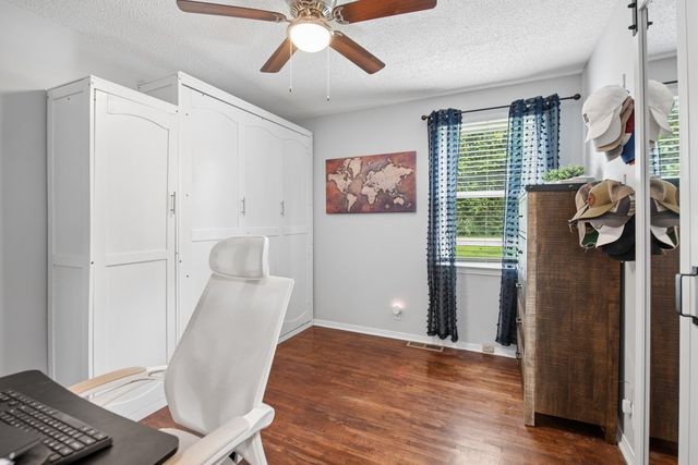 7965 Sawyer Brown Rd, Nashville, TN 37221
