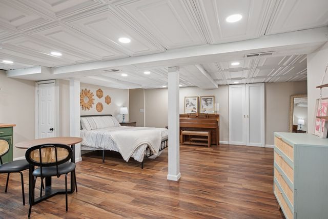 7965 Sawyer Brown Rd, Nashville, TN 37221