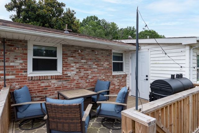 7965 Sawyer Brown Rd, Nashville, TN 37221