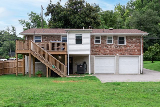 7965 Sawyer Brown Rd, Nashville, TN 37221