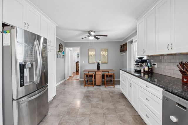 7965 Sawyer Brown Rd, Nashville, TN 37221