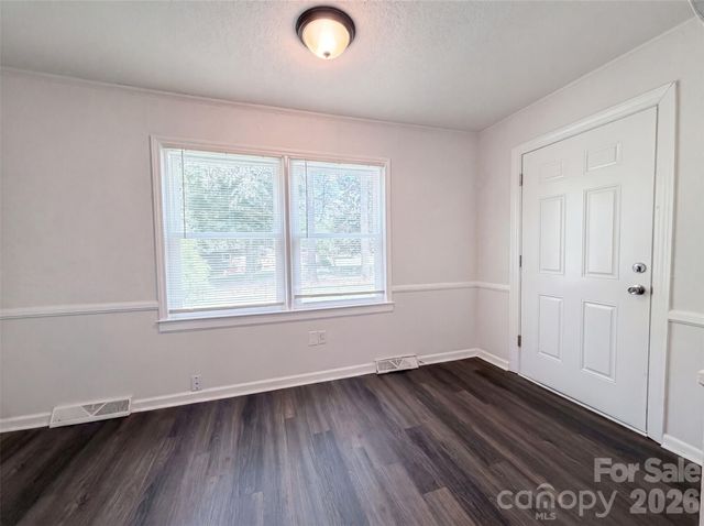 206 Lilly Street, Cherryville, NC 28021