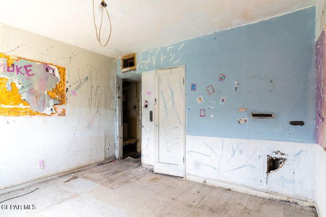 4024 CHURCH Avenue, El Paso, TX 79930