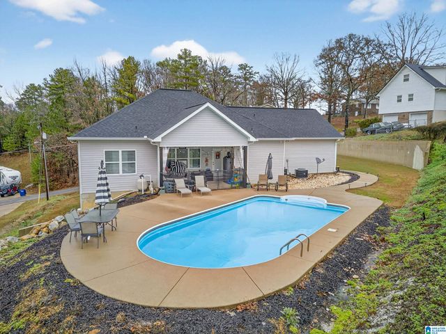 227 HOLLI LANE, Anniston, AL 36201