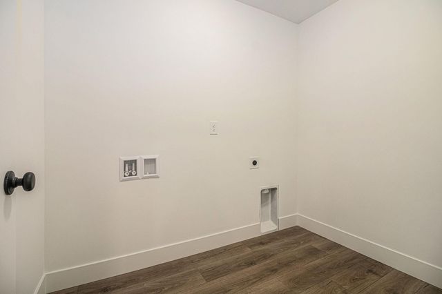 7946 Snow View Drive Se, Caledonia Twp, MI 49302