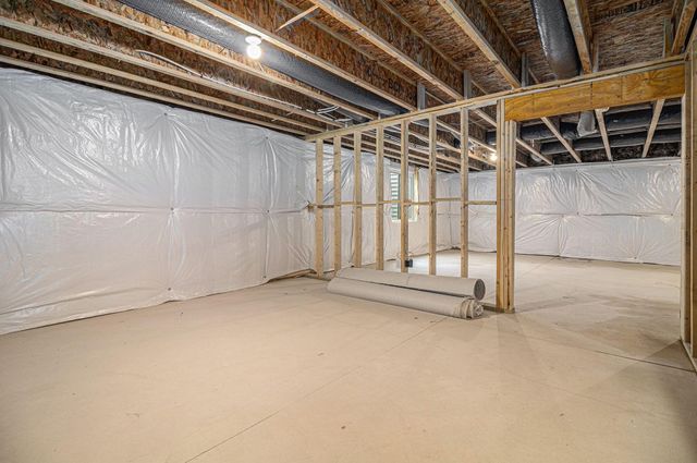 7946 Snow View Drive Se, Caledonia Twp, MI 49302