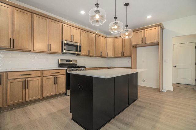 7946 Snow View Drive Se, Caledonia Twp, MI 49302