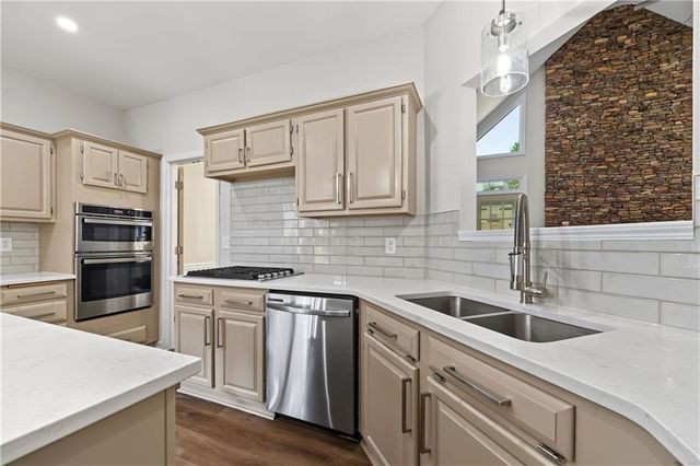 69 Championship Court, Fayetteville, GA 30215