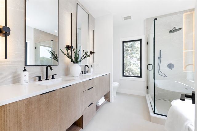 14-16 Irving St L, Newton, MA 02459