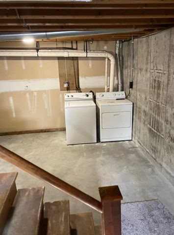 13 Bullard Street, Hartford, VT 05001