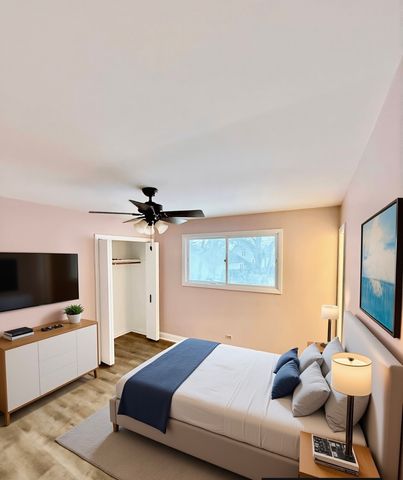 18136 Oakwood Avenue, Lansing, IL 60438