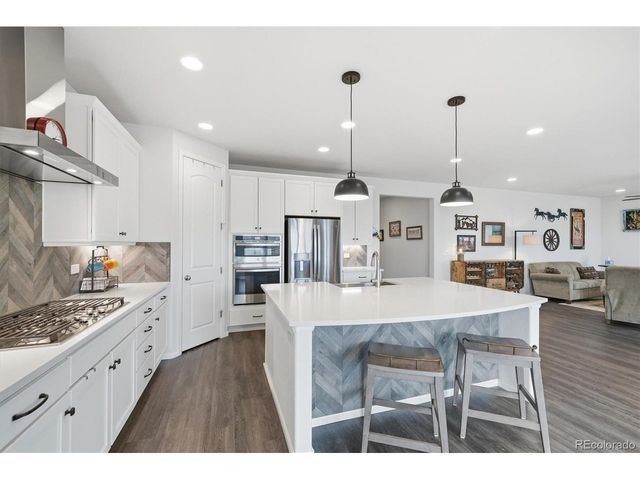 10987 Ouray St, Commerce City, CO 80022