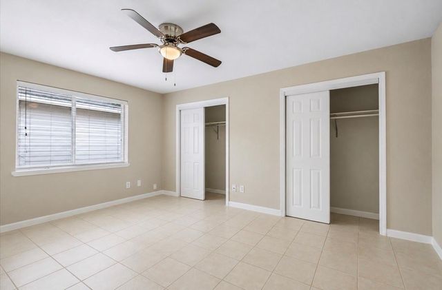 1865 Dolphin Drive, Seabrook, TX 77586