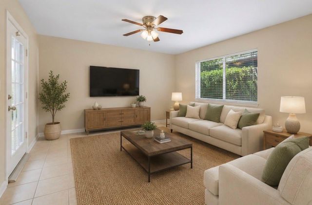 1865 Dolphin Drive, Seabrook, TX 77586