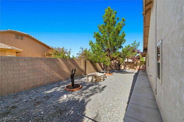 5351 Fieldstone Drive, Pahrump, NV 89061