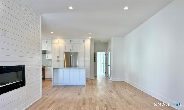 25A Village Road, Milford, CT 06460