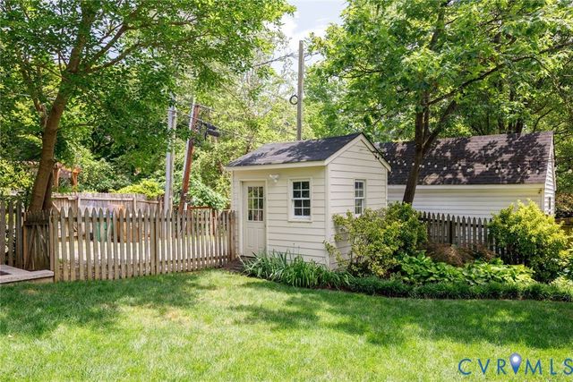 5203 Caledonia Rd, Richmond, VA 23225