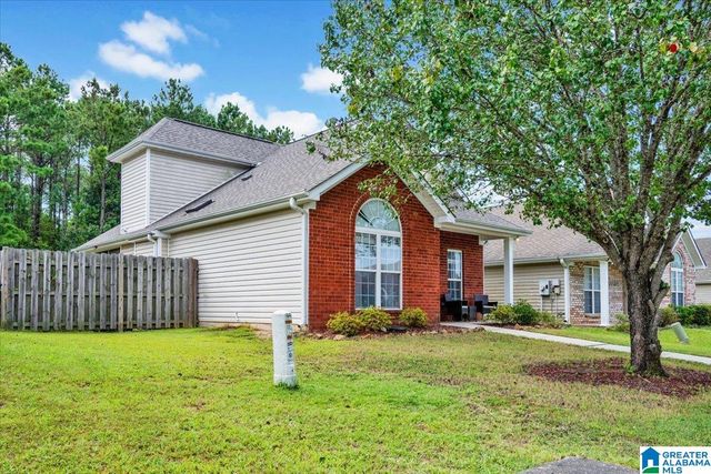 1228 VILLAGE TRAIL, Calera, AL 35040