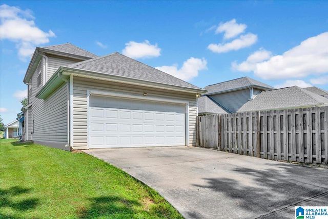 1228 VILLAGE TRAIL, Calera, AL 35040