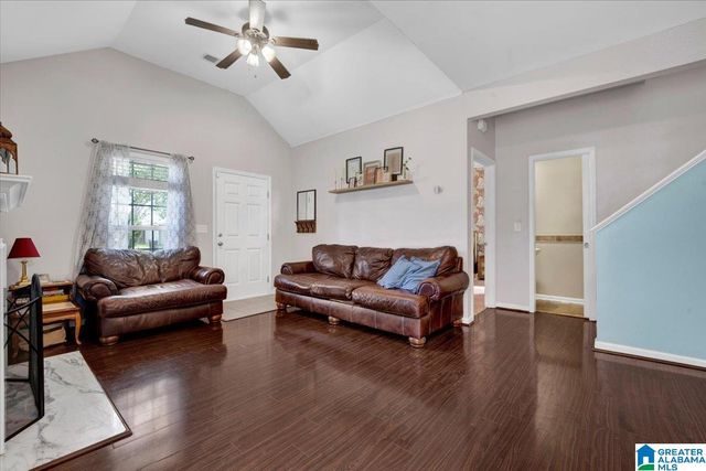 1228 VILLAGE TRAIL, Calera, AL 35040