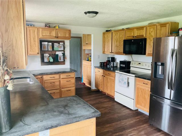 2330 County Road G, Emerald, WI 54013