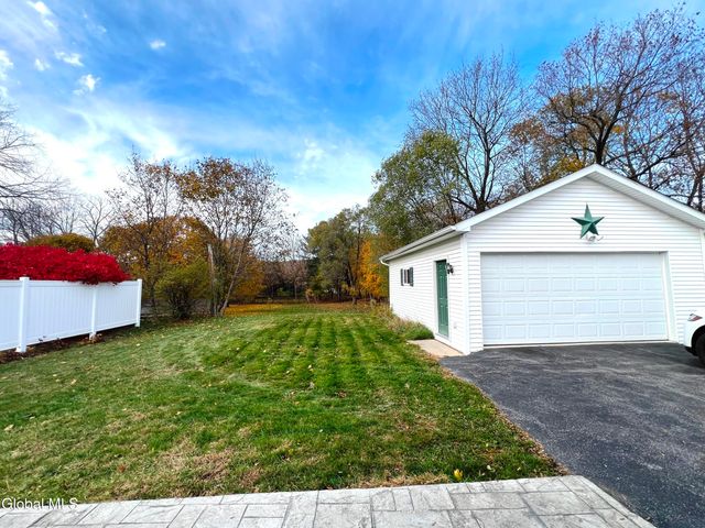 21 High Street, Stillwater, NY 12170