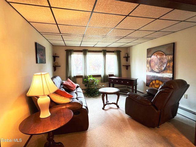 21 High Street, Stillwater, NY 12170