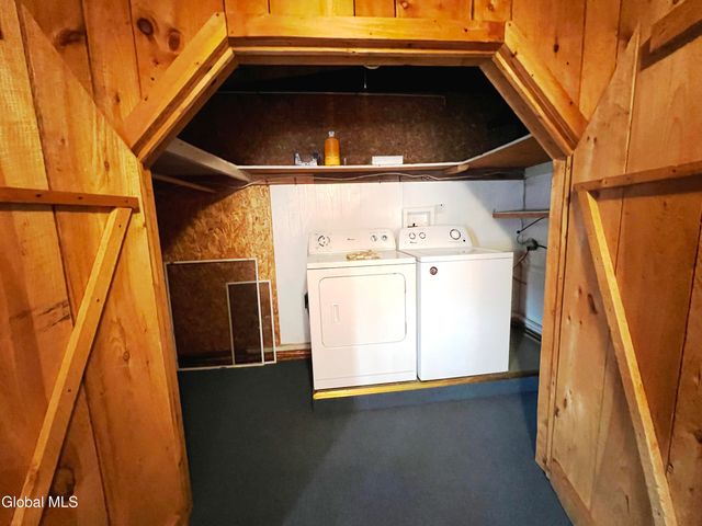 21 High Street, Stillwater, NY 12170