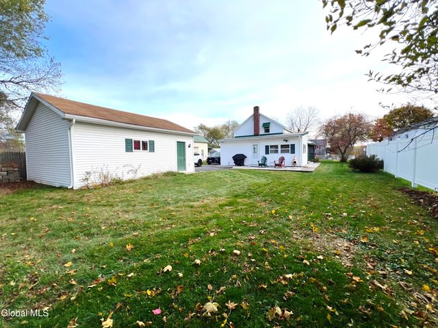 21 High Street, Stillwater, NY 12170