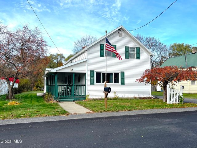 21 High Street, Stillwater, NY 12170