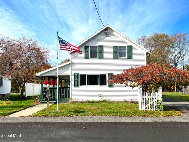 21 High Street, Stillwater, NY 12170
