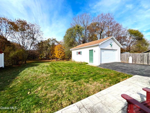 21 High Street, Stillwater, NY 12170