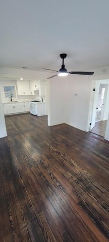 4208 Delhi Street, Houston, TX 77022