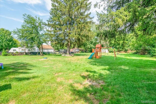 6151 Rawsonville Road, Van Buren Charter Township, MI 48111