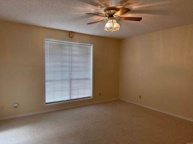 9 Chinquepin Drive, Magnolia, AR 71753