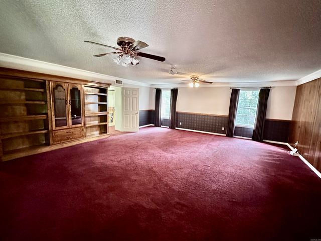 9 Chinquepin Drive, Magnolia, AR 71753