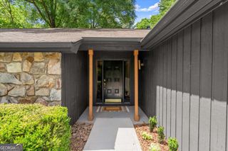 20 Sweetwood Court, Roswell, GA 30076
