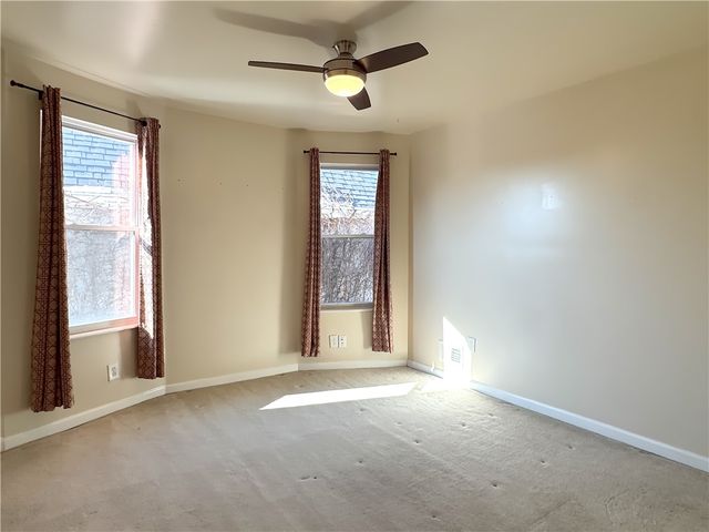 130 Prospect St, Avalon, PA 15202