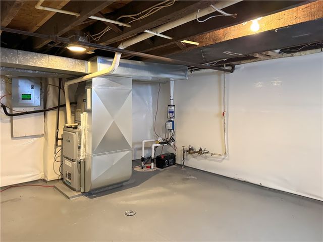 130 Prospect St, Avalon, PA 15202